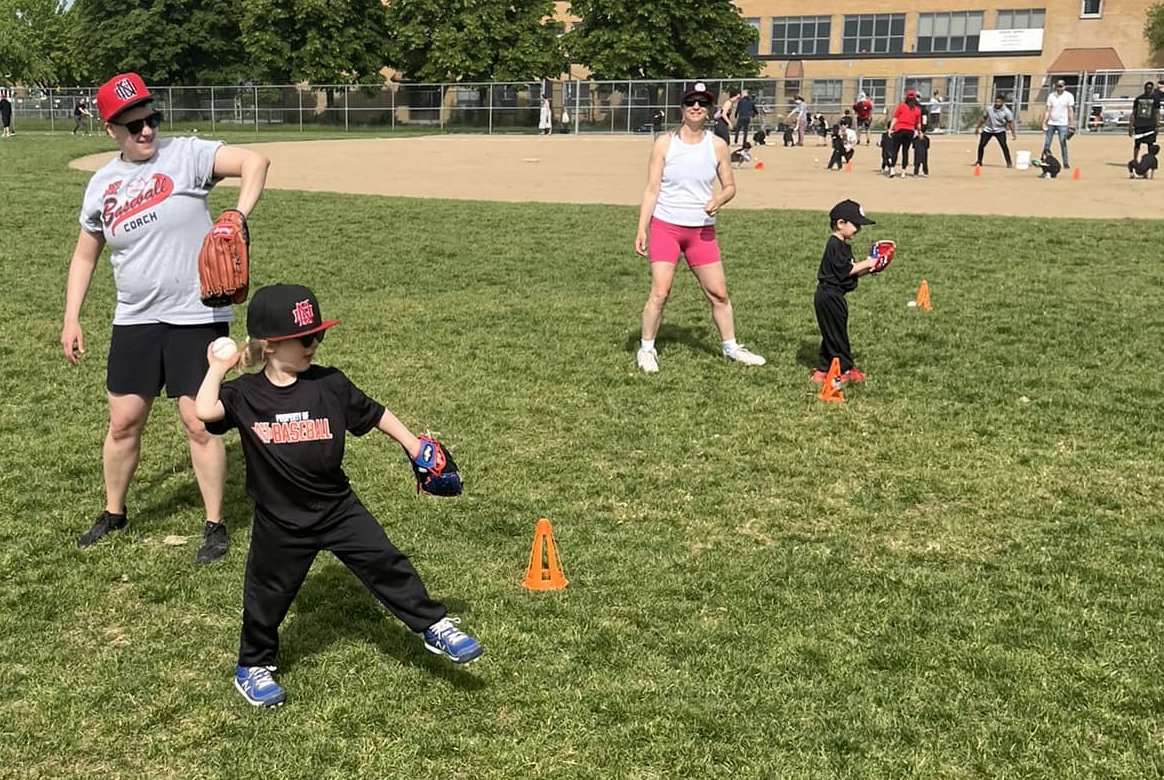 Rally Cap kids throwing